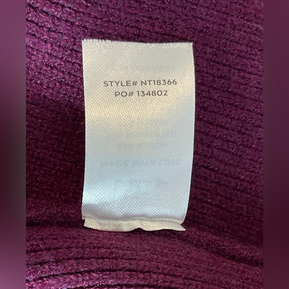 Lulu’s Knitted Turtle Neck Oversized Drop Shoulder Sweater; Purple; Sz S - Picture 7 of 7